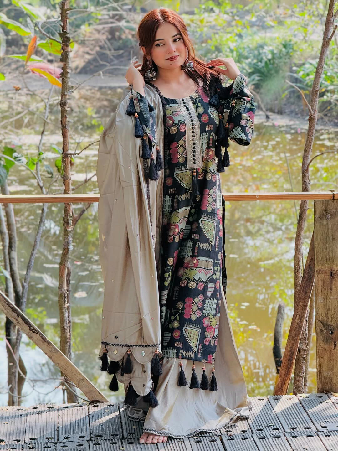 লেস ওয়ার্ক ডিজিটাল প্রিন্ট রেডিমেড থ্রি-পিস