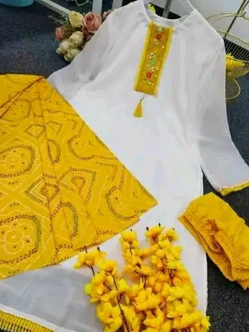 প্রিমিয়াম জর্জেট সিকোয়েন্স কাজ করা ভাইরাল চুন্দ্রি ফোরপিস কালেকশন